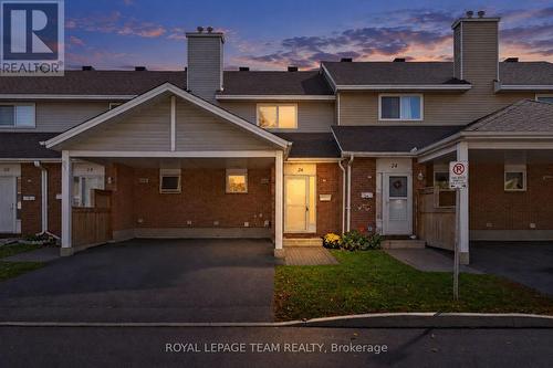 26 Paddington Private, Ottawa, ON 