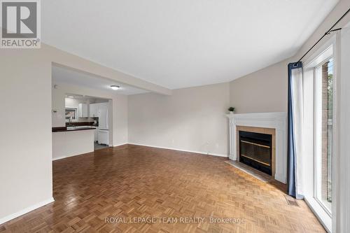 26 Paddington Private, Ottawa, ON 