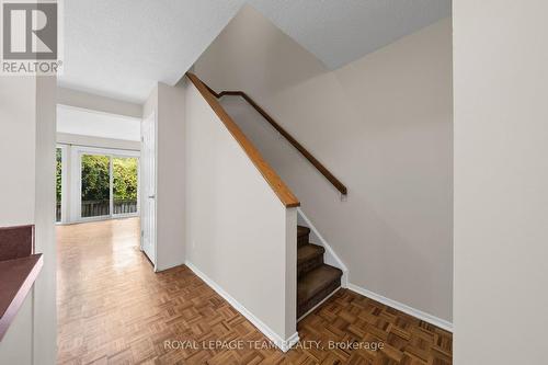 26 Paddington Private, Ottawa, ON 