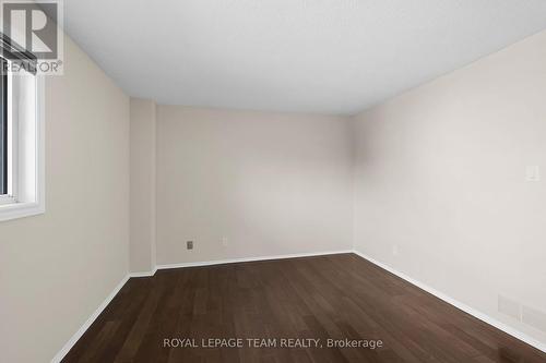 26 Paddington Private, Ottawa, ON 