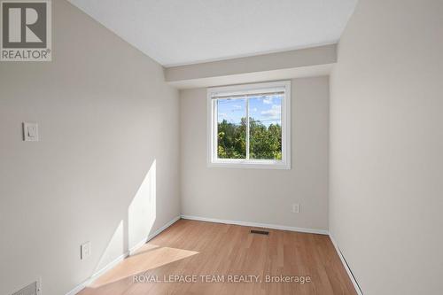 26 Paddington Private, Ottawa, ON 