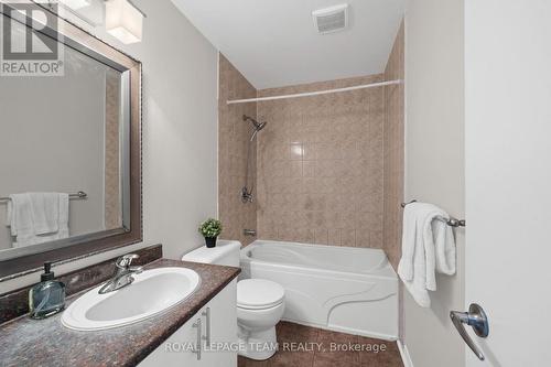 26 Paddington Private, Ottawa, ON 