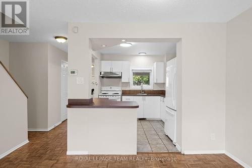 26 Paddington Private, Ottawa, ON 