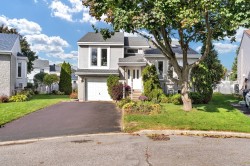 348 Place Éliane  Laval (Fabreville), QC H7P 5N6