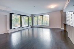 Salon - 