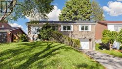 104 MCNICOLL AVENUE Toronto, ON M2H 2B5