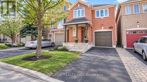 249 YELLOWOOD CIRCLE  Vaughan, ON L4J 8L9
