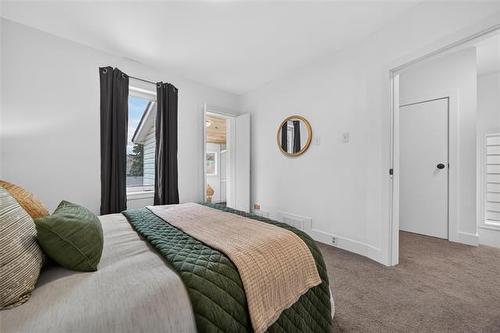 264 Kitson St, Winnipeg, MB 