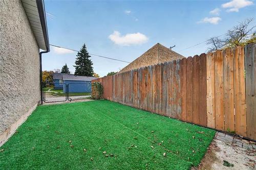 264 Kitson St, Winnipeg, MB 