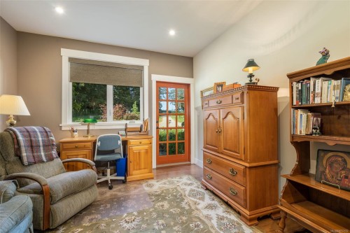 7000 Mays Rd, Duncan, BC 