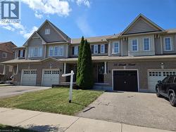 39 NEWPORT Crescent  Hamilton, ON L9A 0B2