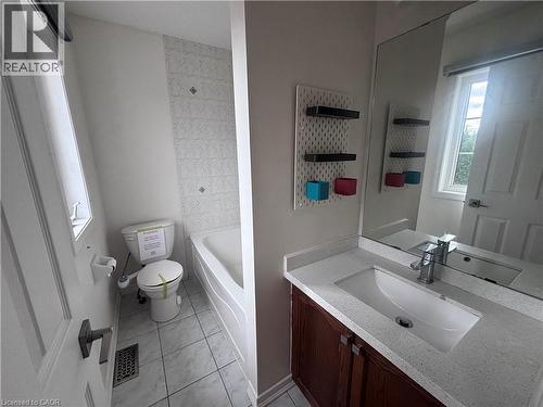 39 Newport Crescent, Hamilton, ON 
