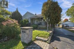 1054 GLENDOR AVENUE  Burlington, ON L7R 3V4