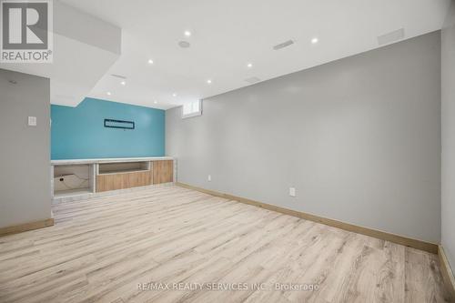 5 Westhampton Way, Hamilton, ON 