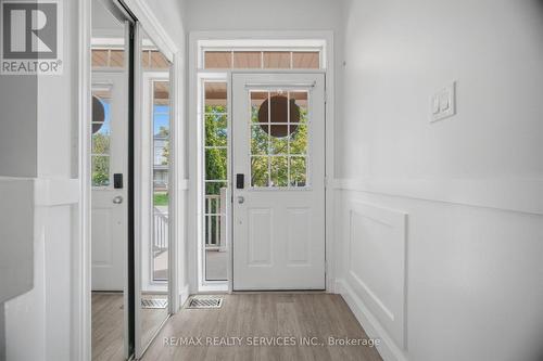 5 Westhampton Way, Hamilton, ON 