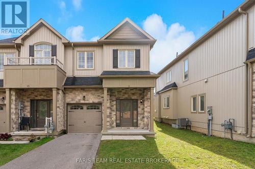 11 CHURCHLEA MEWS  Orillia, ON L3V 8K9