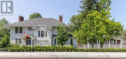 50 HILLCREST AVENUE  St. Catharines (Old Glenridge), ON L2R 4Y1