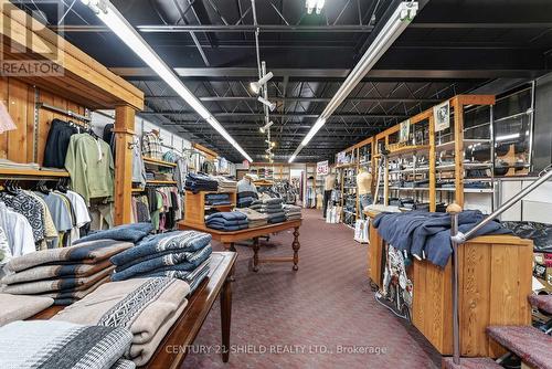 27 First Street E, Cornwall, ON 