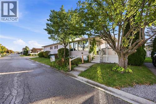 5700 Blackwell Sideroad Unit# 325  Sarnia, ON N7W 1B7