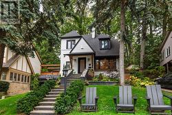 16 PINE CRESCENT  Toronto, ON M4E 1L2