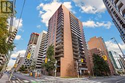 1601 - 475 LAURIER AVENUE W  Ottawa, ON K1R 7X1