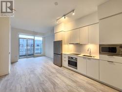 N625 - 7 GOLDEN LION HEIGHTS  Toronto, ON M2M 4E7