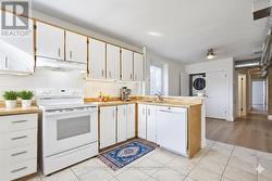 2ND FLOOR - 927 KINGSTON ROAD  Toronto, ON M4E 1S6