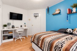 Bedroom - 