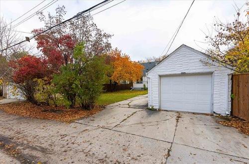 235 Lockwood St, Winnipeg, MB 