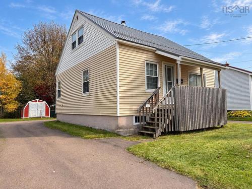 82 South Albion Street  Amherst, NS B4H 2W9