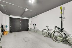 Garage - 