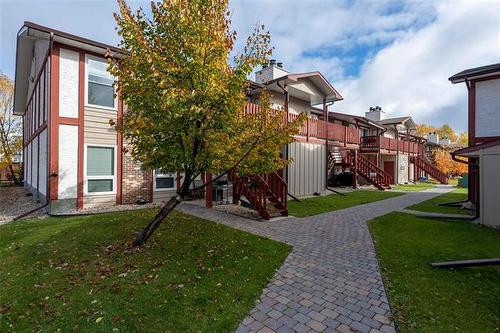 10-409 Oakdale DR  Winnipeg, MB R3R 0Z8
