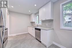 110 CONWAY DRIVE Kitchener, ON N2A 2C5