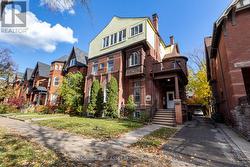55 MADISON AVENUE  Toronto, ON M5R 2S3