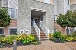 1082 REDTAIL PRIVATE  Ottawa, ON K1J 0A9