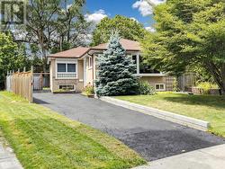 22 JEFFTON CRESCENT Toronto, ON M1G 2R5