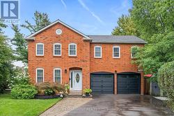 2760 CATHIAN COURT  Mississauga, ON L5L 2C7