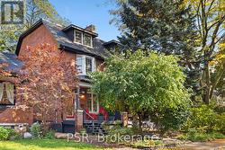 109 MACDONELL AVENUE  Toronto, ON M6R 2A4