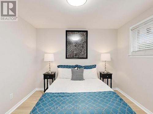 1 Welbourn Drive, Hamilton, ON 