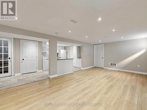 1 Welbourn Drive, Hamilton, ON 