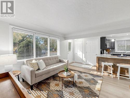 1 Welbourn Drive, Hamilton, ON 