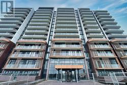 1012 - 220 MISSINNIHE WAY  Mississauga, ON L5H 0A9