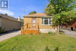 50 CONNAUGHT AVENUE Toronto, ON M2M 1G8