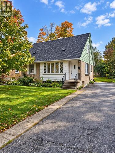 821 WILTON CRESCENT  Woodstock (Woodstock - North), ON N4S 7H4