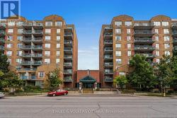 318 - 45 HOLLAND AVENUE  Ottawa, ON K1Y 4S3