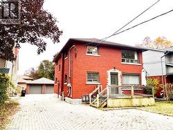 207 SHELDON Avenue N  Kitchener, ON N2H 3M7