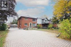 207 SHELDON Avenue N  Kitchener, ON N2H 3M7