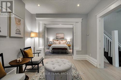 Main floor sitting room / bedroom - 1394 Queen Street E, Toronto, ON 
