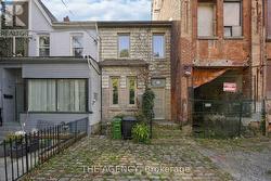 87 NIAGARA STREET  Toronto, ON M5V 1C9
