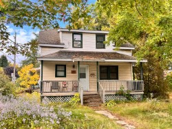 4773  - 4775 Boul. Ste-Rose Laval (Fabreville), QC H7R 2A5